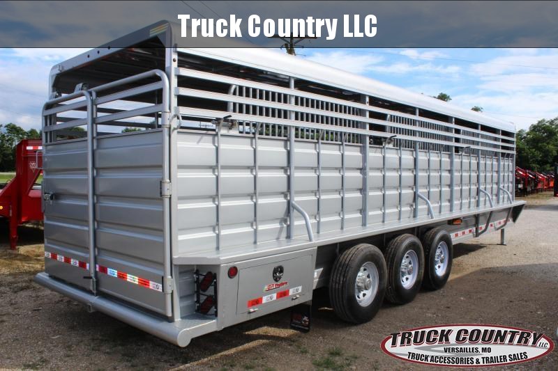 2019 GR Trailers 6.8x28 gooseneck Livestock Trailer 2019 GR Trailers 6.8x28 gooseneck Livestock Trailer