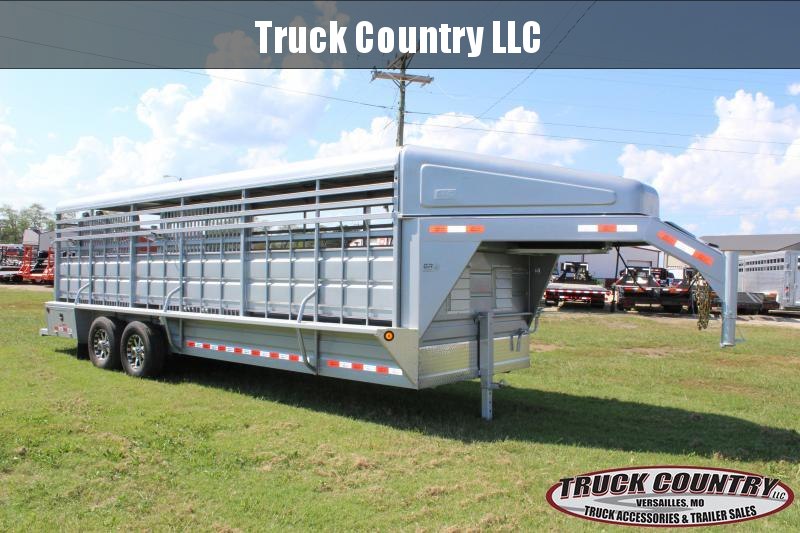 2018 GR Trailers 6.8'x24' gooseneck Livestock Trailer 2018 GR Trailers 6.8'x24' gooseneck Livestock Trailer