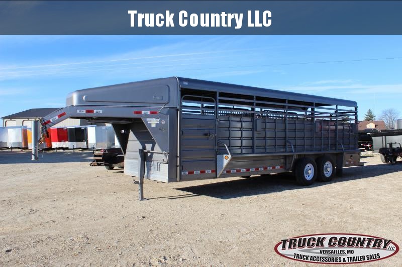 2018 GR Trailers 6.8x24 gooseneck Livestock Trailer 2018 GR Trailers 6.8x24 gooseneck Livestock Trailer