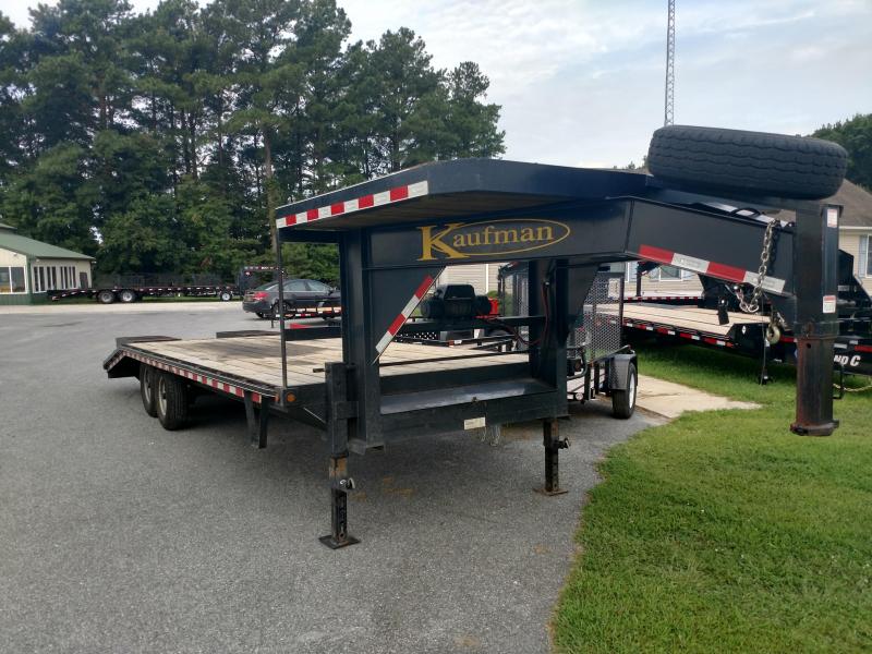 2017 Kaufman Trailers 24GN Flatbed Trailer 2017 Kaufman Trailers 24GN Flatbed Trailer
