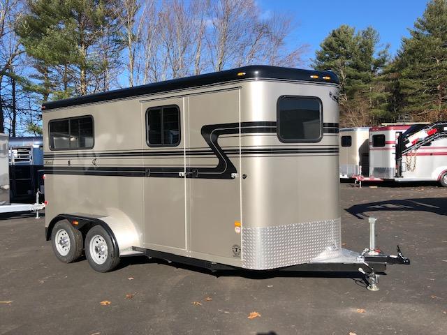 2019 Hawk 2 Horse Bumper Pull Walk Thru With Dress 2019 Hawk 2 Horse Bumper Pull Walk Thru With Dress