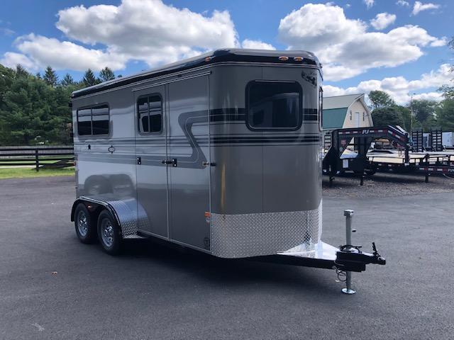 2020 Hawk 2 Horse Bumper Pull Walk Thru W/ Dress 2020 Hawk 2 Horse Bumper Pull Walk Thru W/ Dress