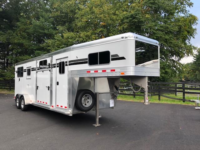 2019 4star Runabout 23 Ft. Gooseneck 2+1 2019 4star Runabout 23 Ft. Gooseneck 2+1