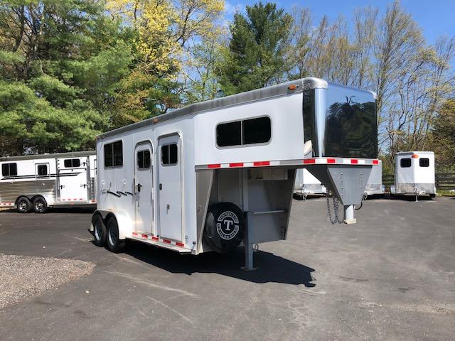 2009 Eby 2 Horse Straight Load Gooseneck With Dres 2009 Eby 2 Horse Straight Load Gooseneck With Dres