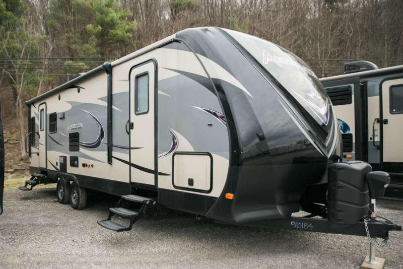 Aerolite AE281RLSS Travel Trailer Aerolite AE281RLSS Travel Trailer