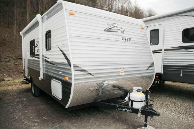 Z-1 ZT 18RB Travel Trailer Z-1 ZT 18RB Travel Trailer