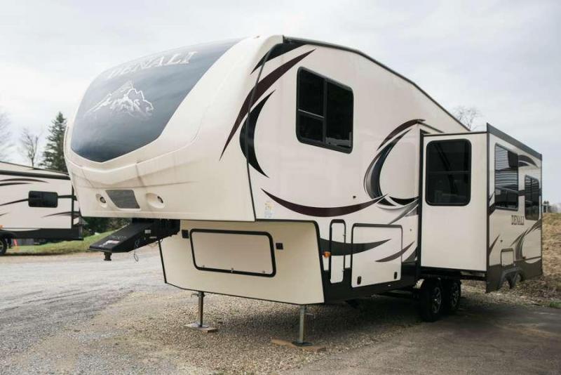 Denali 262RLX Travel Trailer Denali 262RLX Travel Trailer