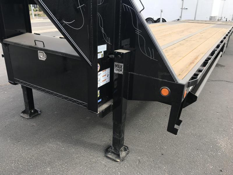 2019 Load Trail 102X36' TANDEM LOW PRO GN HYDR DOVE 2019 Load Trail 102X36' TANDEM LOW PRO GN HYDR DOVE