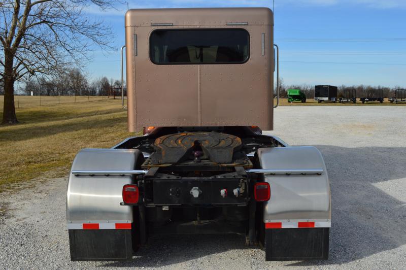 2010 Crew Cab Peterbilt 384 Low Miles Hauler Trucks For Sale