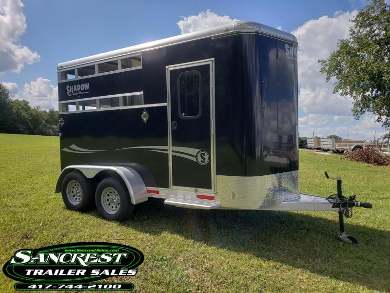 2016 SHADOW STABLE MATE 2 HORSE SLANT (USED TWICE) 2016 SHADOW STABLE MATE 2 HORSE SLANT (USED TWICE)