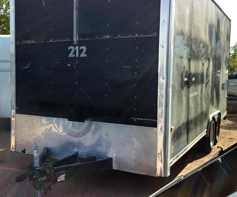 1998 Wells Cargo CARGO 8.5X20 Enclosed Cargo Trailer 1998 Wells Cargo CARGO 8.5X20 Enclosed Cargo Trailer