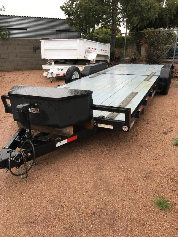 2018 NOVAE CORP 83X24 Car / Racing Trailer 2018 NOVAE CORP 83X24 Car / Racing Trailer