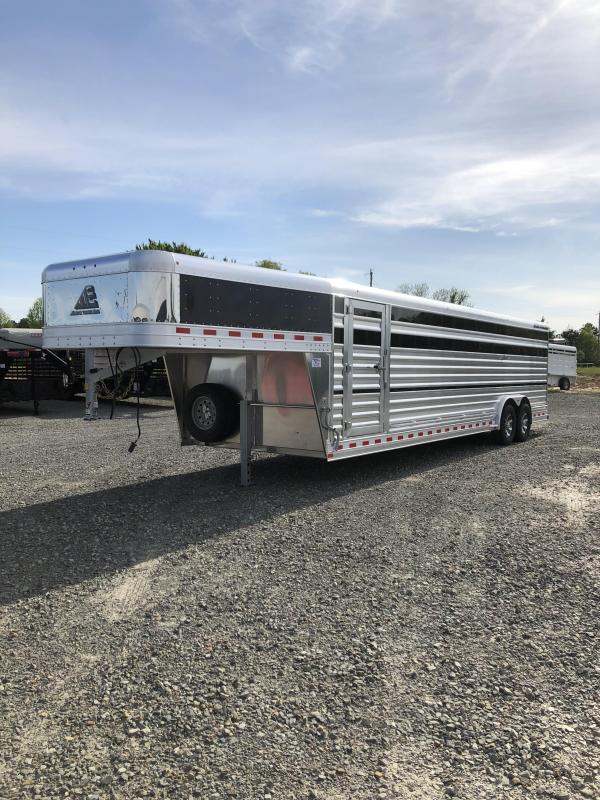 2020 Elite Trailers 8x28 Show Cattle Stock Trailer 2020 Elite Trailers 8x28 Show Cattle Stock Trailer