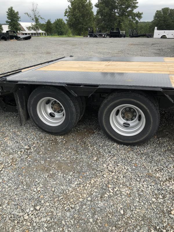 2018 Norstar Iron Bull 32 Ft Flat Deck Hydraulic Dove Flatbed Trailer 2018 Norstar Iron Bull 32 Ft Flat Deck Hydraulic Dove Flatbed Trailer