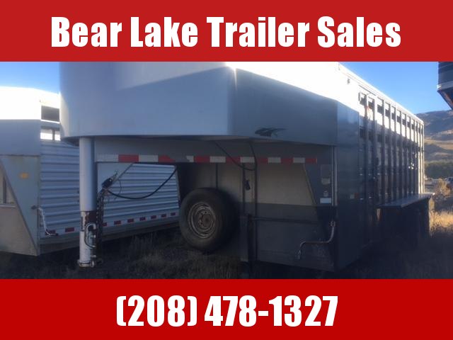 2002 Titan Standard Stock Combo Trailer 2002 Titan Standard Stock Combo Trailer