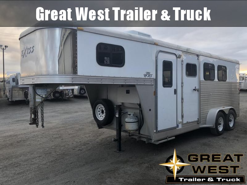 2006 Exiss Trailers 3H Sport Weekend Horse Trailer 2006 Exiss Trailers 3H Sport Weekend Horse Trailer