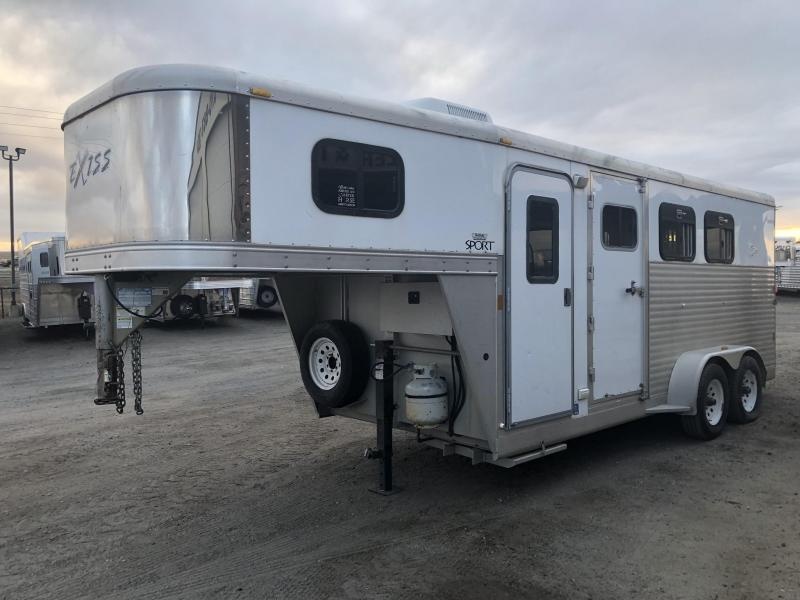 2006 Exiss Trailers 3H Sport Weekend Horse Trailer 2006 Exiss Trailers 3H Sport Weekend Horse Trailer