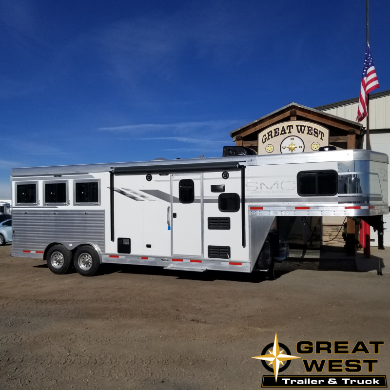 2019 SMC 3 Horse Living Quaters Horse Trailer 2019 SMC 3 Horse Living Quaters Horse Trailer