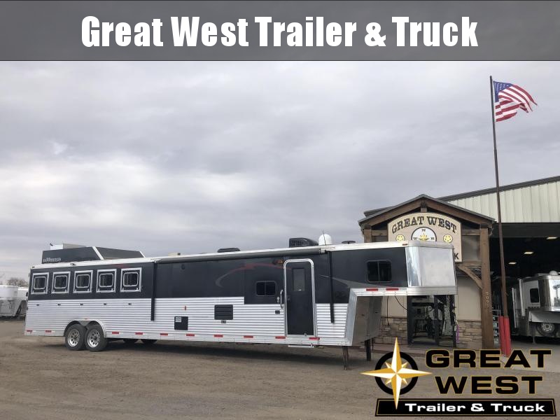 2014 Bison Trailers Bison 5 Horse Bunk Bed Trailer Horse Trailer 2014 Bison Trailers Bison 5 Horse Bunk Bed Trailer Horse Trailer