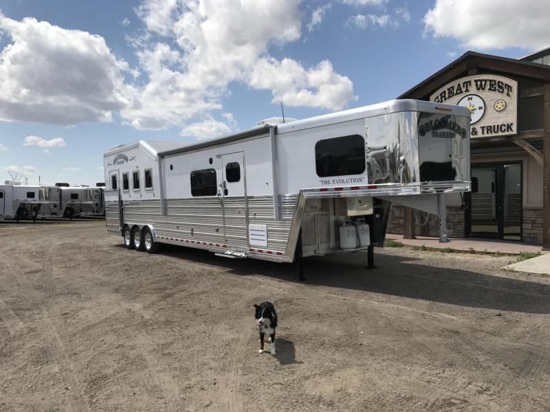 2018 Bloomer Trailer Manufacturing 15 SW 4 horse slide out Side load Horse Trailer 2018 Bloomer Trailer Manufacturing 15 SW 4 horse slide out Side load Horse Trailer