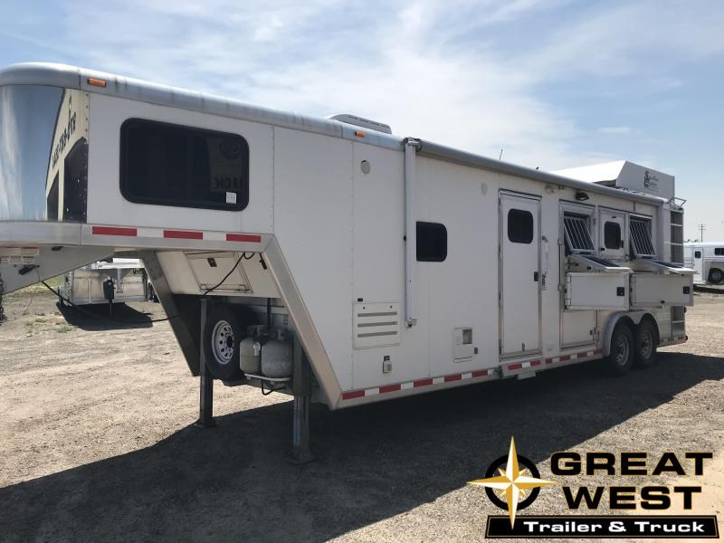2007 Stidham Trailers 3 Horse LQ Horse Trailer 2007 Stidham Trailers 3 Horse LQ Horse Trailer