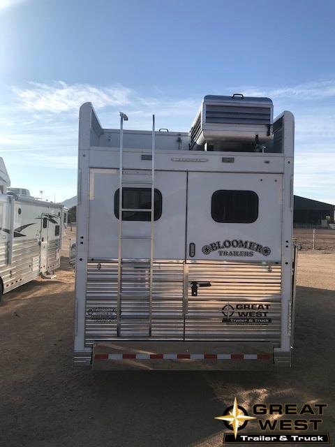 2019 Bloomer Trailer Manufacturing 17'9" Short Wall Slide Out 4 Horse Rear Side Load Trailer 2019 Bloomer Trailer Manufacturing 17'9" Short Wall Slide Out 4 Horse Rear Side Load Trailer