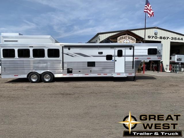 2019 SMC 13.5 Short Wall 4H Living Quarters Horse Trailer 2019 SMC 13.5 Short Wall 4H Living Quarters Horse Trailer
