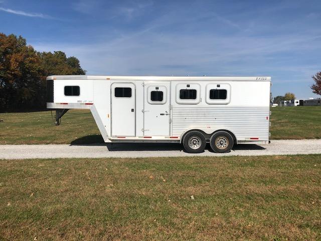2002 Exiss Trailers Event Horse Trailer 2002 Exiss Trailers Event Horse Trailer