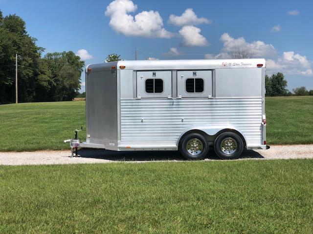 1997 4-Star 2H BP Horse Trailer 1997 4-Star 2H BP Horse Trailer