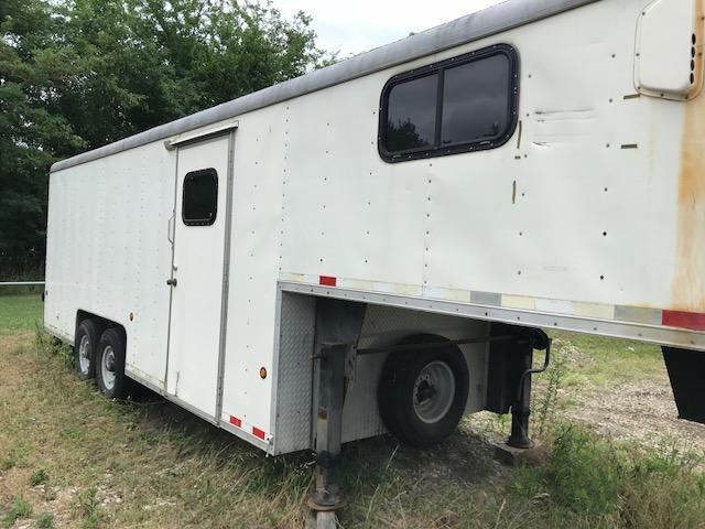 1995 Wells Cargo Cargo Trailer Enclosed Cargo Trailer 1995 Wells Cargo Cargo Trailer Enclosed Cargo Trailer
