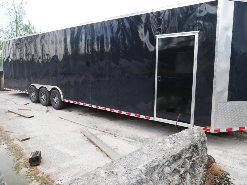 *E20* 8.5x36 Triple Axle|LR Trailers Enclosed Cargo Trailer 8.5 x 36 | EV8.5-36TT7-R *E20* 8.5x36 Triple Axle|LR Trailers Enclosed Cargo Trailer 8.5 x 36 | EV8.5-36TT7-R