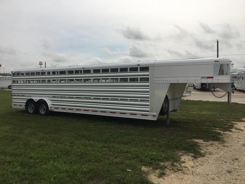 2019 Platinum Coach 28 ft with 17.5 Continental Tires Livestock Trailer 2019 Platinum Coach 28 ft with 17.5 Continental Tires Livestock Trailer
