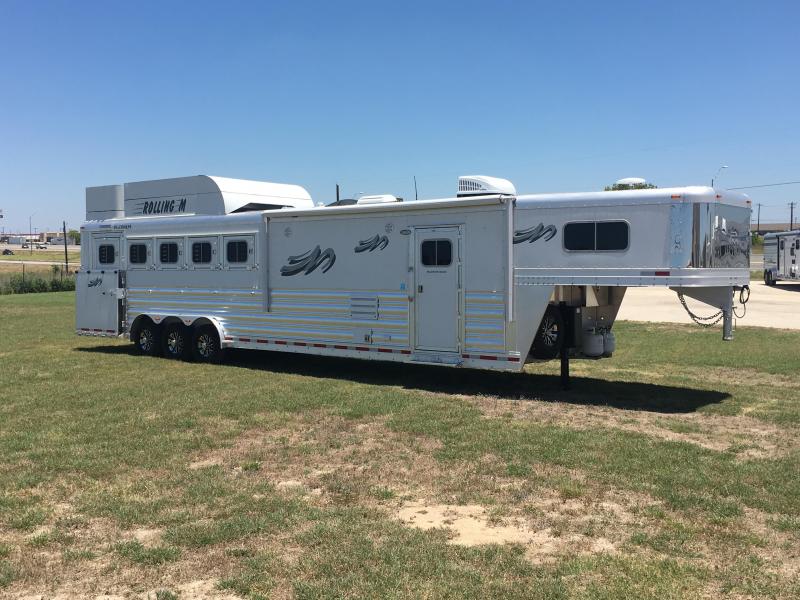 2018 Platinum Coach 5 Horse Side Load 13' LQ Horse Trailer 2018 Platinum Coach 5 Horse Side Load 13' LQ Horse Trailer