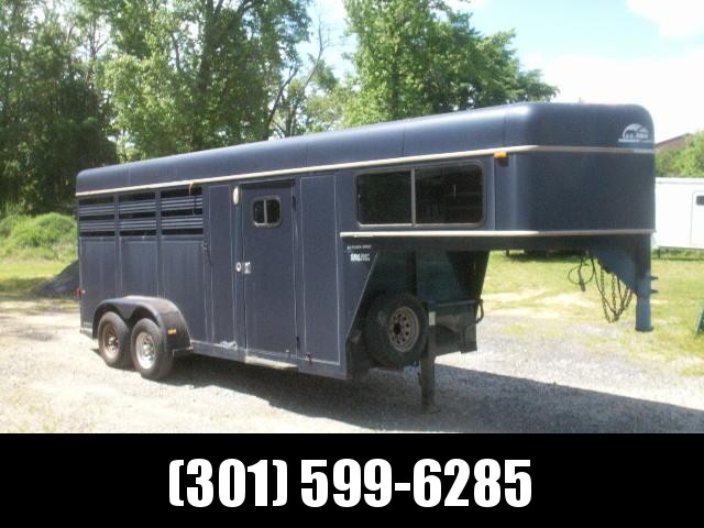 1996 Sundowner Trailers 3-H RANCHER SPECIAL GN Horse Trailer 1996 Sundowner Trailers 3-H RANCHER SPECIAL GN Horse Trailer