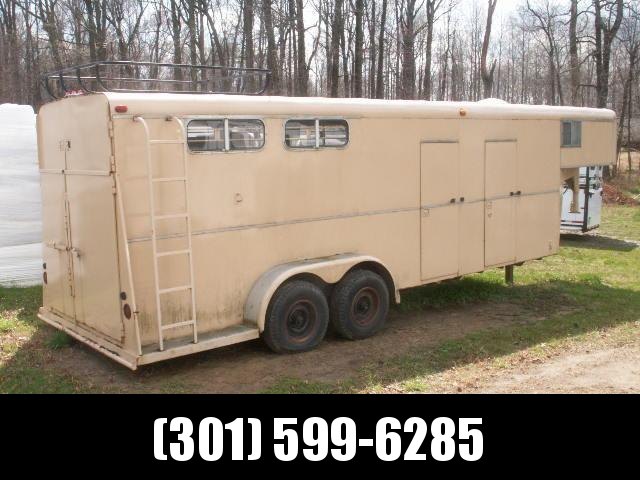 1986 Shelby 3H GN Slant Horse Trailer 1986 Shelby 3H GN Slant Horse Trailer