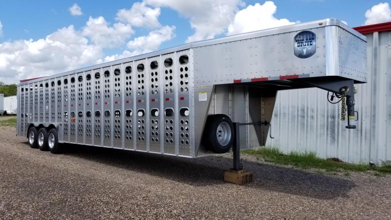 2019 Merrit Trailers 32' Stock Livestock Trailer MT-4 2019 Merrit Trailers 32' Stock Livestock Trailer MT-4