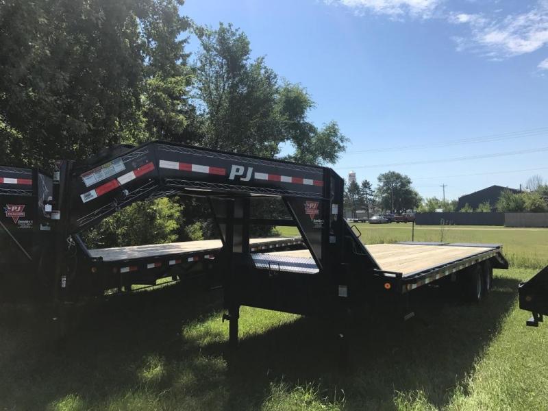2017 PJ Trailers 27' GN w/Monster Ramps 2017 PJ Trailers 27' GN w/Monster Ramps