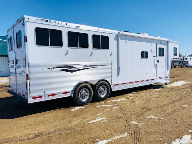 2018 Featherlite 3H 11'SW LQ 2018 Featherlite 3H 11'SW LQ