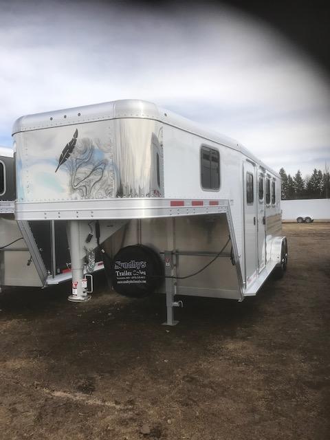 2019 Featherlite 3 Horse Slant Trailer 2019 Featherlite 3 Horse Slant Trailer