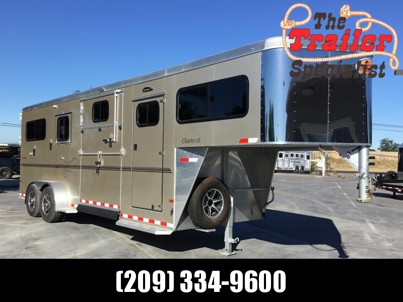 USED 2016 Sundowner Trailers 2 plus 1 Charter SE Horse Trailer USED 2016 Sundowner Trailers 2 plus 1 Charter SE Horse Trailer