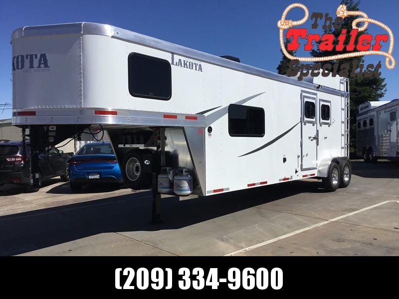New 2019 Lakota Trailers AC211 LQ Horse Trailer New 2019 Lakota Trailers AC211 LQ Horse Trailer
