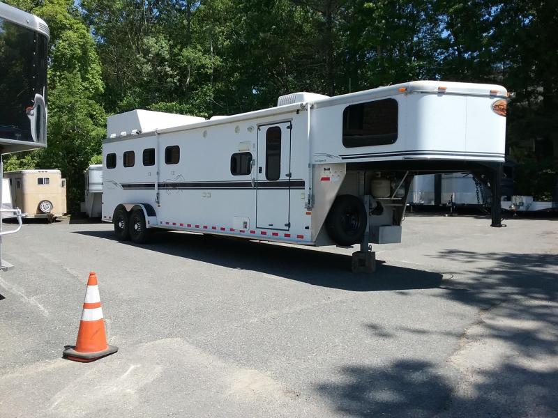 2003 Sundowner Trailers Trail Blazer III 4h LQ Horse Trailer 4h 2003 Sundowner Trailers Trail Blazer III 4h LQ Horse Trailer 4h