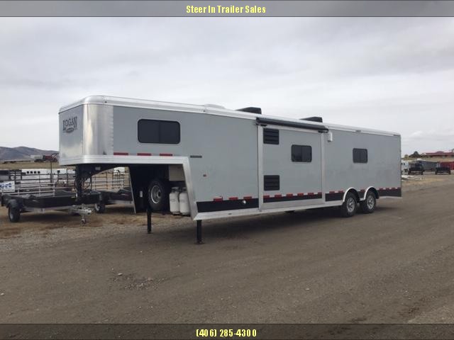 2019 Logan Coach 30' Ultimate Sport Hauler 2019 Logan Coach 30' Ultimate Sport Hauler