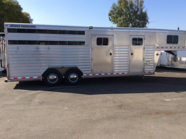 2013 Elite Trailers ELITE Horse Trailer 2013 Elite Trailers ELITE Horse Trailer
