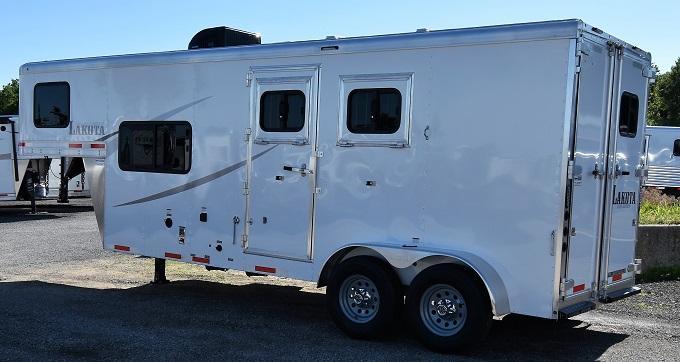 2020 Lakota Colt AC27 Horse Trailer 2020 Lakota Colt AC27 Horse Trailer