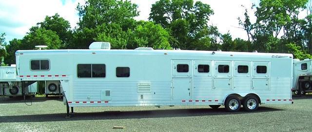 2006 C and C Trailers 5-HORSE W/ 14 LQ Horse Trailer 2006 C and C Trailers 5-HORSE W/ 14 LQ Horse Trailer