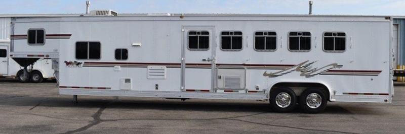 2003 EBY 5-Horse w/14 LQ Horse Trailer 2003 EBY 5-Horse w/14 LQ Horse Trailer
