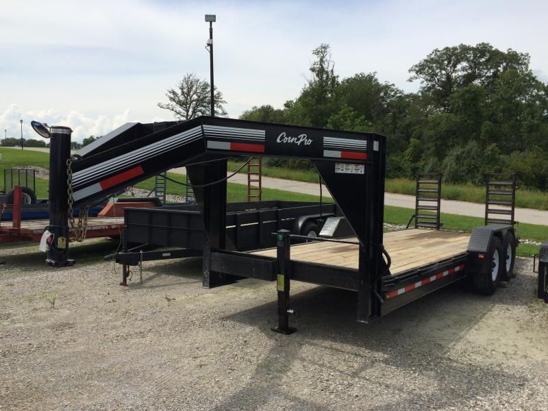 2003 CornPro Trailers UT-20-H Equipment Trailer 2003 CornPro Trailers UT-20-H Equipment Trailer