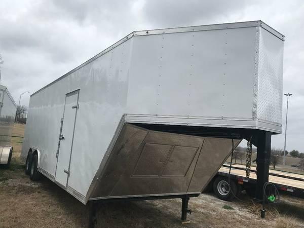 2018 32 GOOSENECK 7' 6" INTERIOR TEXAS SELECT 2018 32 GOOSENECK 7' 6" INTERIOR TEXAS SELECT