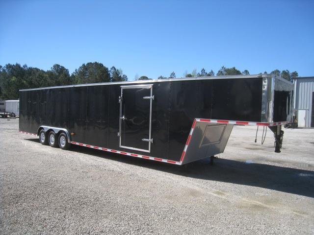 2016 Lark 40 Gooseneck Car / Racing Trailer 2016 Lark 40 Gooseneck Car / Racing Trailer